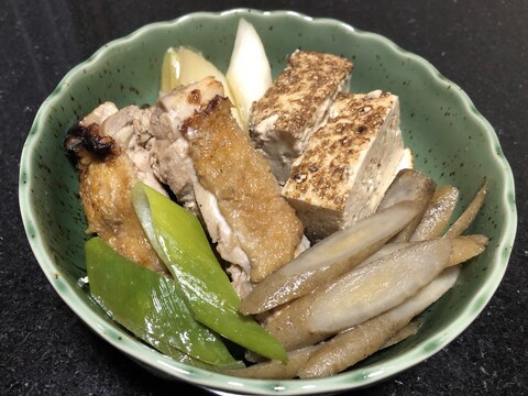 鶏とごぼうと焼き豆腐の旨煮